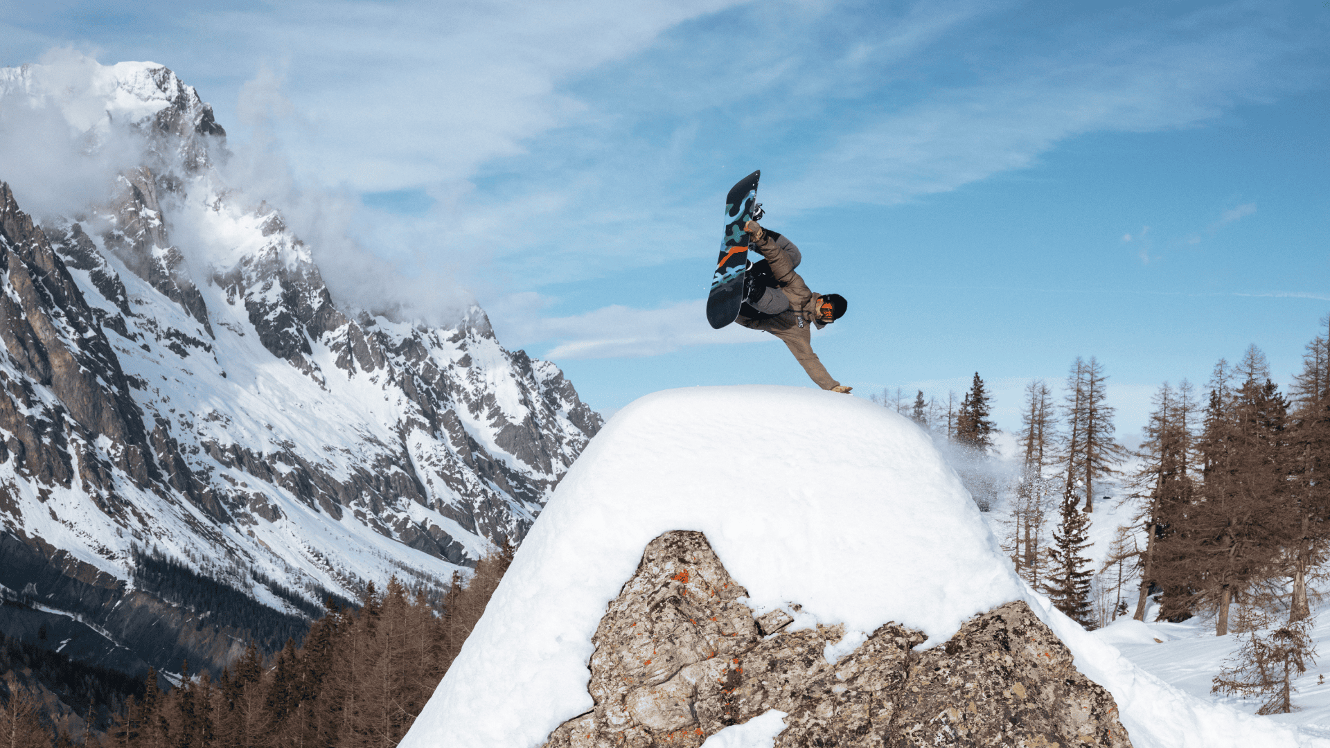 Snowboards Snowboards